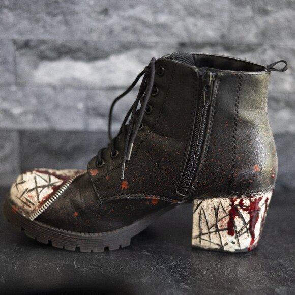 Michael Myers Zombie Peepshow Horror Boots - Size 8 - Bloody Horror Booties - Picture 7 of 13